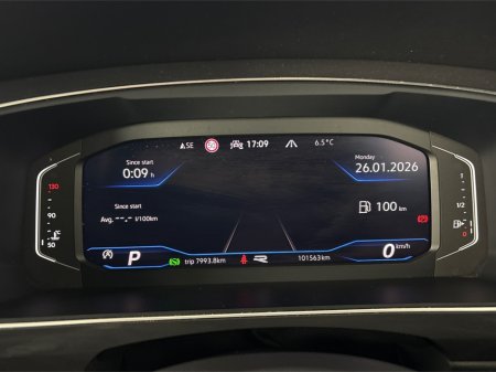 2023 Volkswagen Tiguan R-LINE 2.0 TDI AUTOMATIC 7 SEATER**PANORAMIC SUNROOF**HEATED MULTIFUNCTIONAL STEERING WHEEL**DIGITAL DASH**HEATED FRONT SEATS**REVERSE CAMERA**BLACK LEATHER INTERIOR**KEYLESS ENTRY**APPLE CARPLAY** €42,995 thumbnail