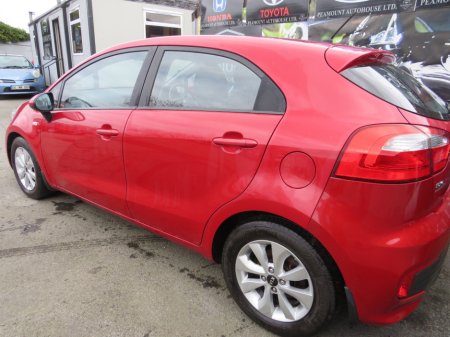 2015 Kia Rio - thumbnail 5