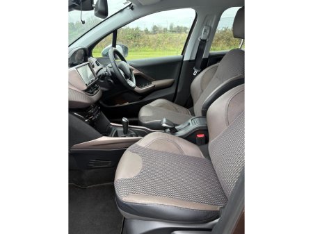 2014 Peugeot 2008 - thumbnail 9