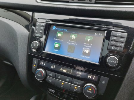 2019 Nissan Qashqai 1.2 SV 18 5DR PANORAMIC ROOF IDEAL FAMILY SUV €16,995 thumbnail