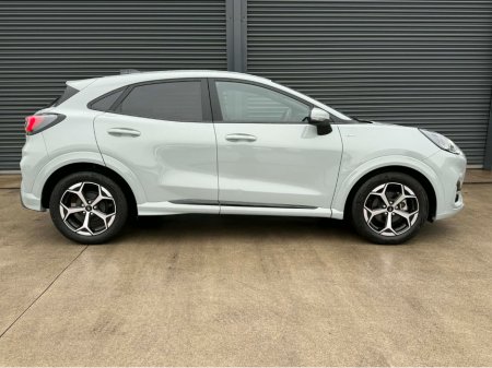 2025 Ford Puma - thumbnail 3