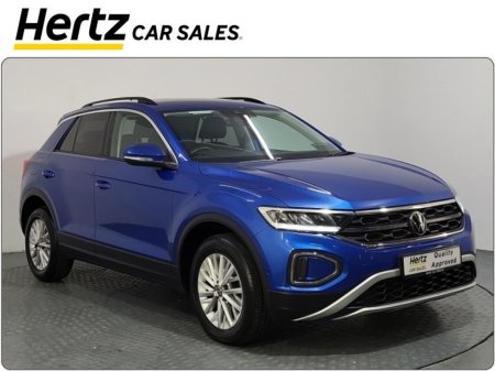 2023 Volkswagen T-Roc LIFE TDI 2.0 Diesel Manual €27,495 thumbnail
