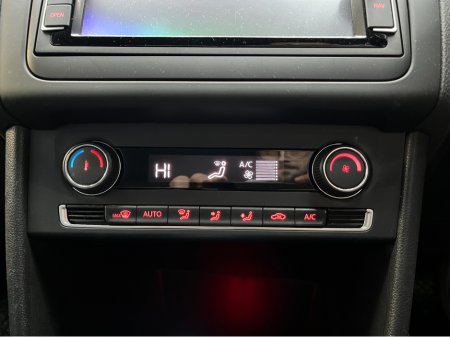 2017 Volkswagen Polo €13950! 2017 VOLKSWAGEN POLO TSI CONFORTLINE 1.2 AUTOMATIC WITH REVERSE CAMERA AND MORE €13,950 thumbnail