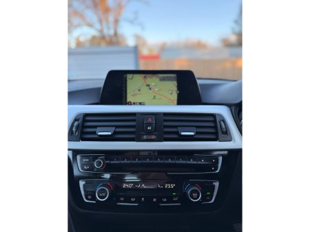 2017 BMW 3 Series - thumbnail 48