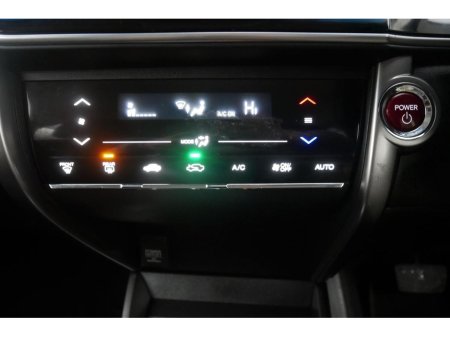 2015 Honda Grace - thumbnail 19