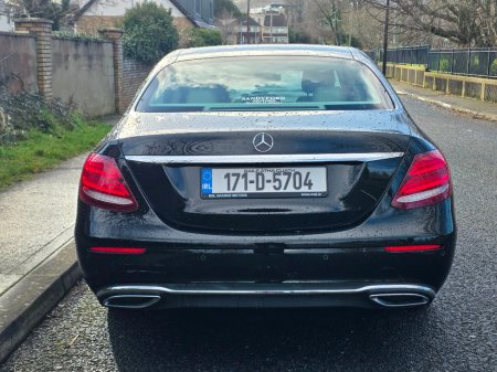 2017 Mercedes-Benz E Class E 200 d 200D 4DR Auto €23,950 thumbnail