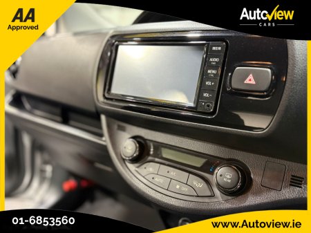 2019 Toyota Yaris /Vitz 1.5 Self-Charging Hybrid Automatic. AA APPROVED // FINANCE & NATIONWIDE DELIVERY AVAILABLE // SIMI DEALER €12,995 thumbnail