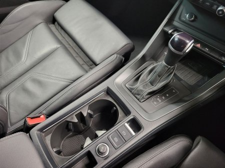 2024 Audi Q3 45 TFSI E S Tronic S line €43,975 thumbnail