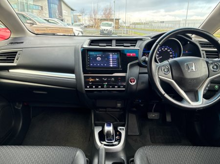 2015 Honda Fit 1.5L Petrol Hybrid Automatic €10,950 thumbnail