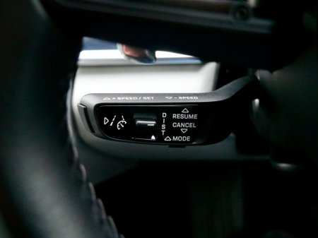 2023 Porsche Panamera - thumbnail 30