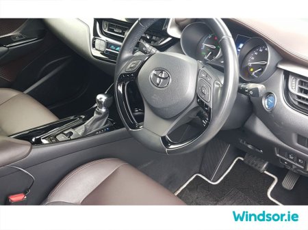 2018 Toyota C-HR 1.8 HYBRID LUNA €17,995 thumbnail