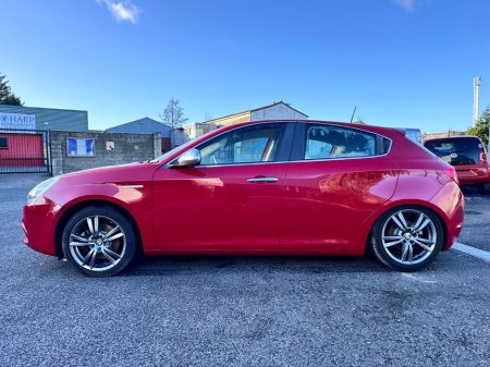 2015 Alfa Romeo Giulietta  €9,399