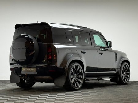 2022 Land Rover Defender - thumbnail 7