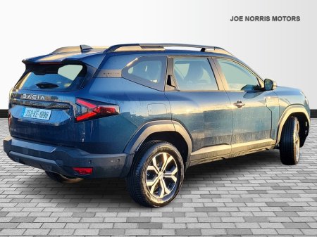 2025 Dacia Bigster EXPRESSION TCE 140 LOW KMS €30,995 thumbnail