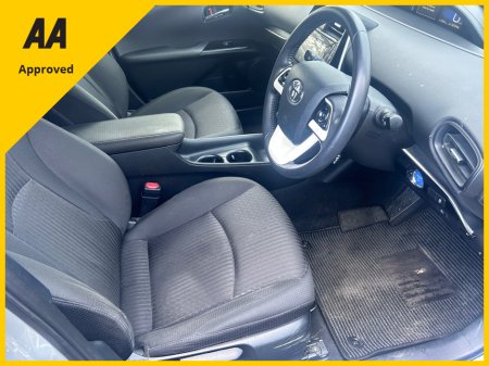 2016 Toyota Prius 2016 TOYOTA PRIUS 1.8 PETROL HYBRID AUTO €11,950 thumbnail