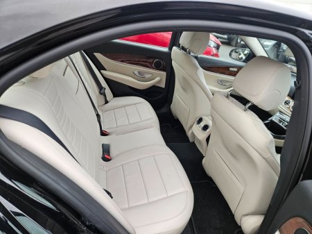 2018 Mercedes-Benz E Class E CLASS d D 4DR Auto €22,990 thumbnail