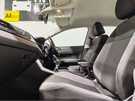 2022 Volkswagen Polo LIFE 1.0 TSI 95BHP MANUAL 5SPEED 5DR €15,995 thumbnail