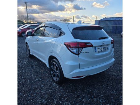 2017 Honda Vezel  €16,950 thumbnail