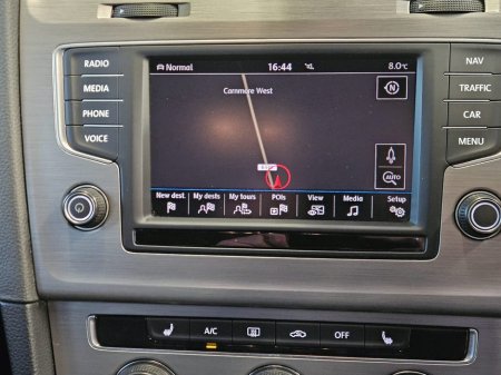 2016 Volkswagen Golf 1.6 TDI 5DR 110HP BlueMotion thumbnail