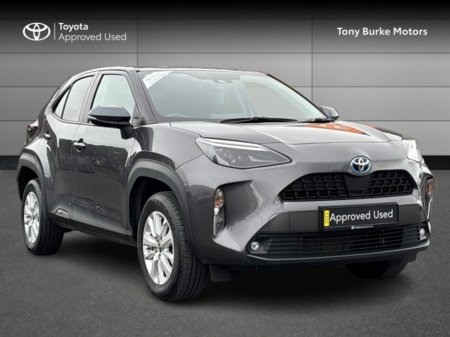 2023 Toyota Yaris Cross - thumbnail 1