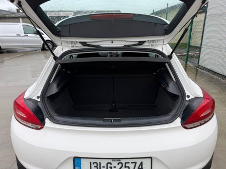 2013 Volkswagen Scirocco 2.0 TDI 140BHP SPORT BLUEMOTION TECH €10,950 thumbnail