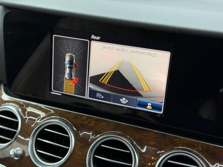 2016 Mercedes-Benz E Class E 200 D AVANTGARDE A/T €15,950 thumbnail