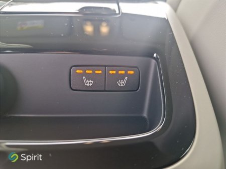 2025 Volvo V60 - thumbnail 19