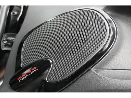 2019 Renault Clio - thumbnail 25