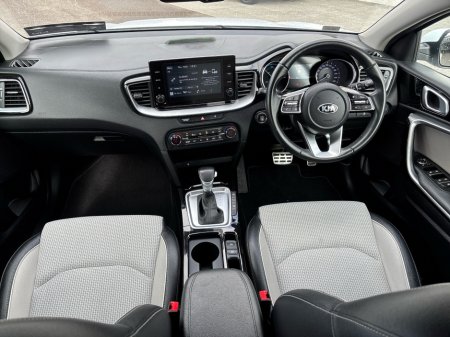 2021 Kia XCeed PHEV 5DR AUTO €21,950 thumbnail