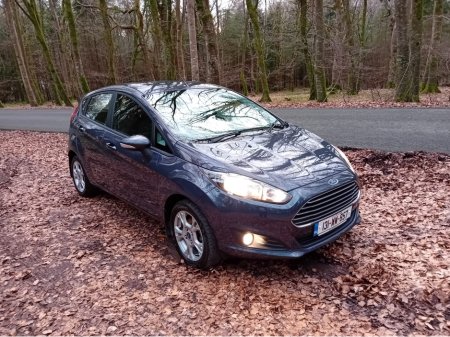 2013 Ford Fiesta - thumbnail 3