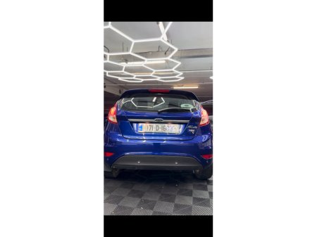 2017 Ford Fiesta - thumbnail 6