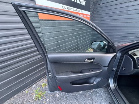 2009 Hyundai i30 - thumbnail 14