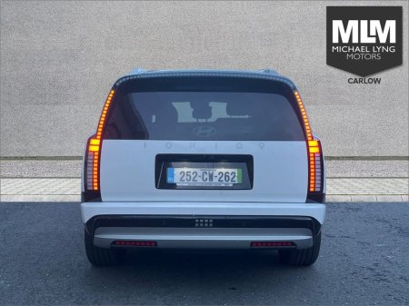2025 Hyundai Ioniq 9 RWD standard (Long Range) Platinum €71,995 thumbnail