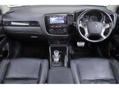 2016 Mitsubishi Outlander 2.0 PHEV 4WD 5SEATS 160BHP *LEATHER*EL.SUNROOF*360 PAN CAM* €17,490 thumbnail