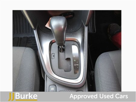 2024 Toyota Yaris - thumbnail 27