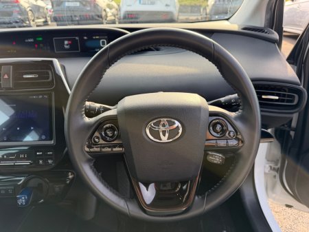 2021 Toyota Prius - thumbnail 19