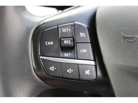 2020 Ford Focus - thumbnail 20