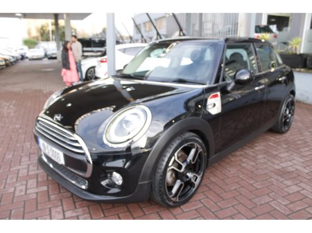 2019 MINI Cooper 1.5 COOPER 5DR HATCHBACK AUTO // 1 OWNER CAR // AS NEW CONDITION THROUGHOUT // BUY WITH CONFIDENCE AA AND SIMI APPROVED DEALER 2025 // FINANCE ARRANGED // €16,950 thumbnail