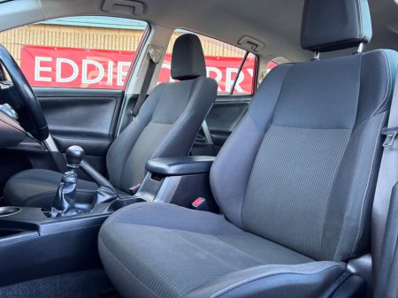 2015 Toyota Rav4 D-4D 125 (2.0) 2WD Luna €10,950 thumbnail
