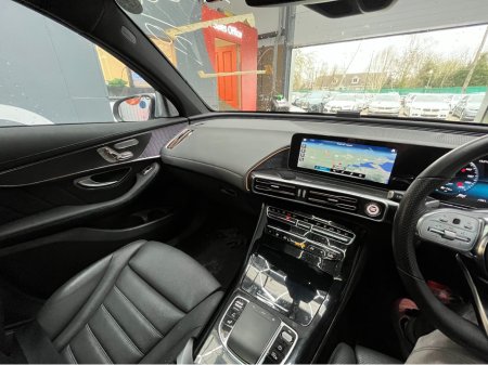 2020 Mercedes-Benz EQC - thumbnail 23