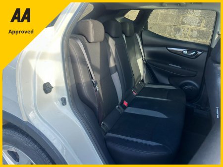 2018 Nissan Qashqai - thumbnail 14