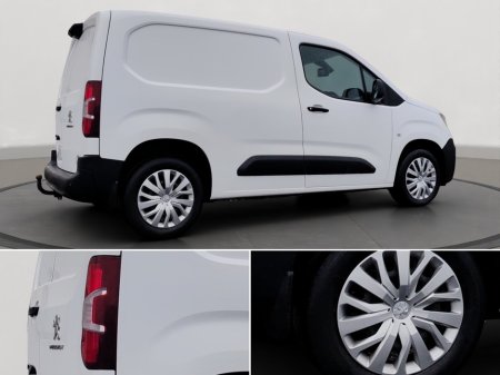 2020 Peugeot Partner  €10,995 thumbnail