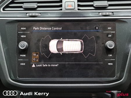 2022 Volkswagen Tiguan - thumbnail 16