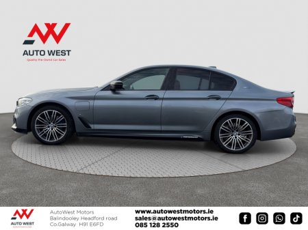 2018 BMW 5 Series - thumbnail 4