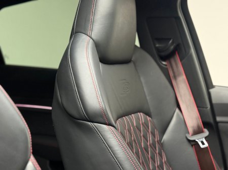 2024 Audi Q8 e-tron S LINE 55 E-TRON *PAN ROOF* €79,990 thumbnail