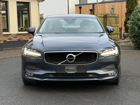 2019 Volvo S90 D4 190hp Momentum Geartronic thumbnail