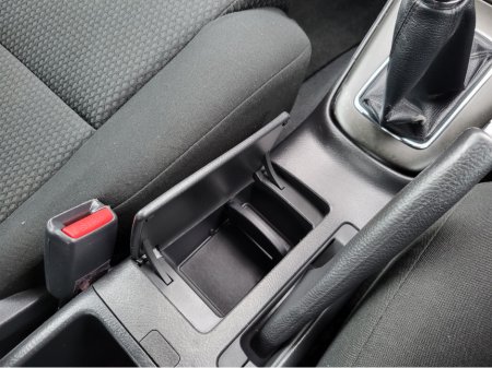 2006 Toyota Avensis - thumbnail 23