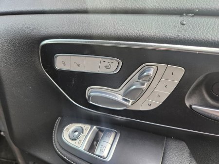 2017 Mercedes-Benz V Class - thumbnail 32