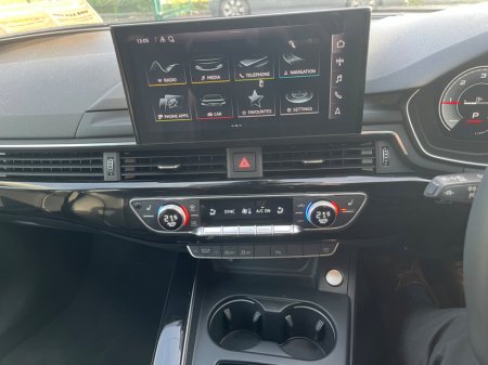 2024 Audi A4 35 TDI 163HP S Tronic SE €39,950 thumbnail