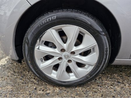 2015 Renault Zoe DYNAMIQUE INTENSE AUTOMATIC FULLY ELECTRIC NCT 02/27 *80KM RANGE* 2 KEYS/ SAT NAV/ TOUCH SCREEN MEDIA/ BLUETOOTH/ USB/ REVERSE CAMERA/ MULTI FUNCTION STEERING WHEEL/ HISTORY CHECKED €3,900 thumbnail